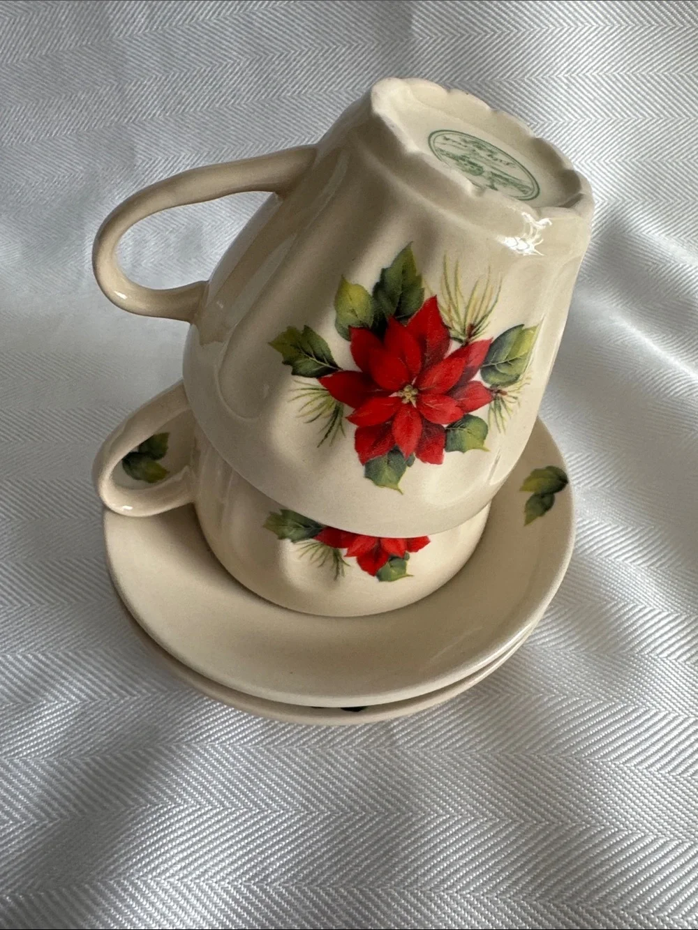 . Lily Creek Christmas Garden Teacup & Saucer Celebrate the Magic of Christmas